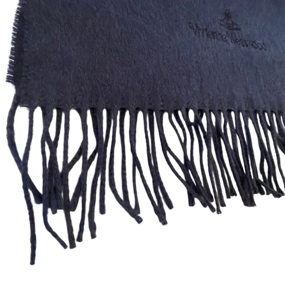 Vivienne Westwood 100% Cashmere Italian Fringe Scarf Orb Logo in Navy Blue - Picture 6 of 11